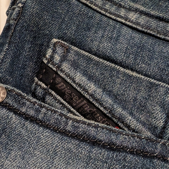 Diesel Buster Jeans - Picture 7 of 16